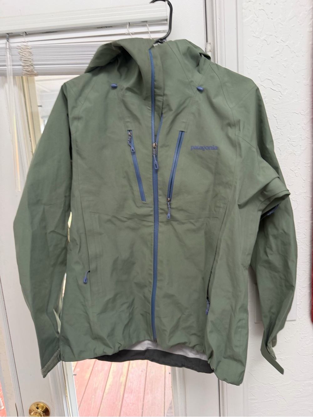 Patagonia Women’s Triolet Goretex Jacket